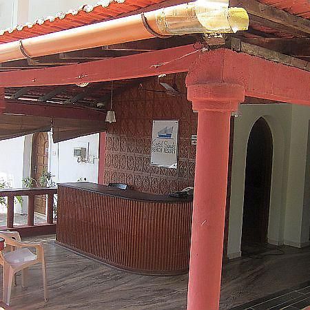 Kristal Sands Beach Resort Калангуте Екстериор снимка