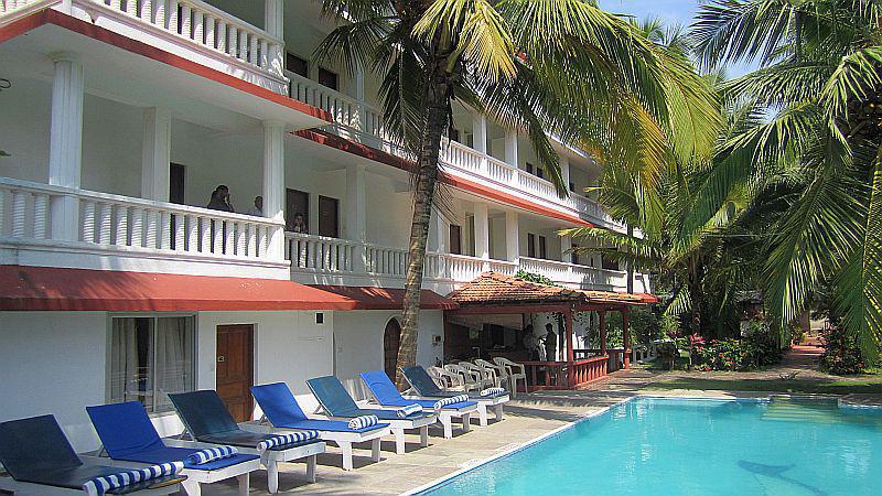 Kristal Sands Beach Resort Калангуте Екстериор снимка