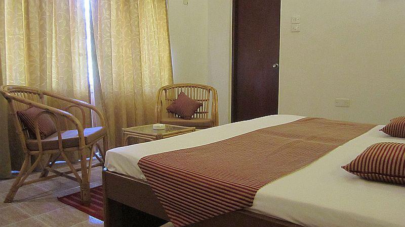 Kristal Sands Beach Resort Калангуте Екстериор снимка